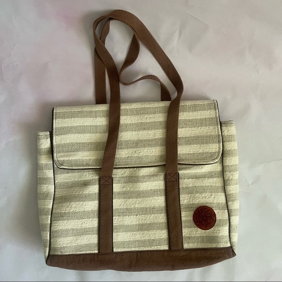 Suspiro Handwoven Tote Bag - Picture 2 of 8